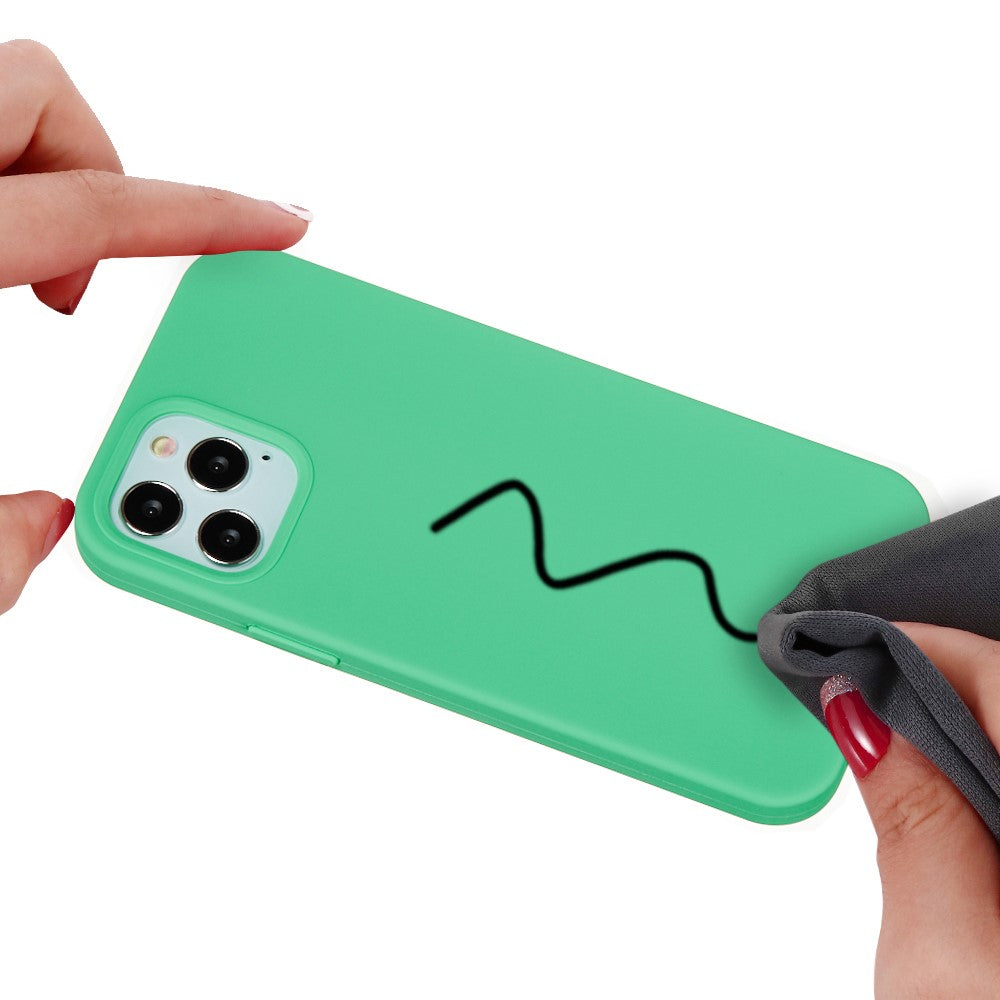 iPhone 13 Pro Max Silicone Cover Liquid Solid Color – Grøn - produktbillede 4