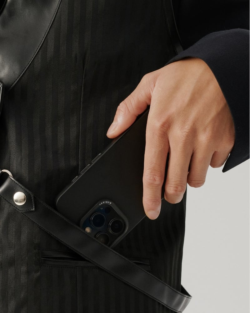 iPhone 15 Cover Ink – Sort – Nudient - billede 2