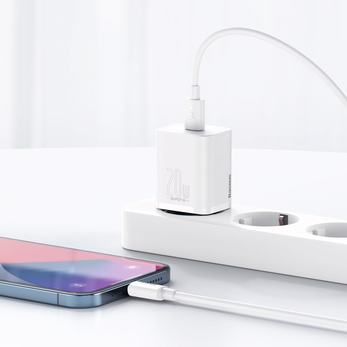 Baseus Super Si  quick charger  Type C / lightning incl.ledning  20W 3A (TZCCSUP-B02) white EOL - Brug TZCCSUP-L02