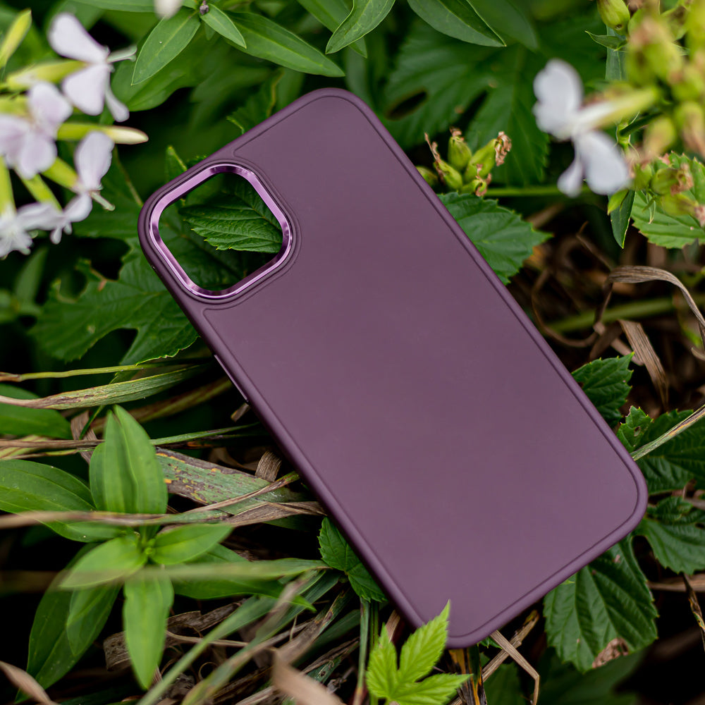 iPh15PM Satin Burgundy