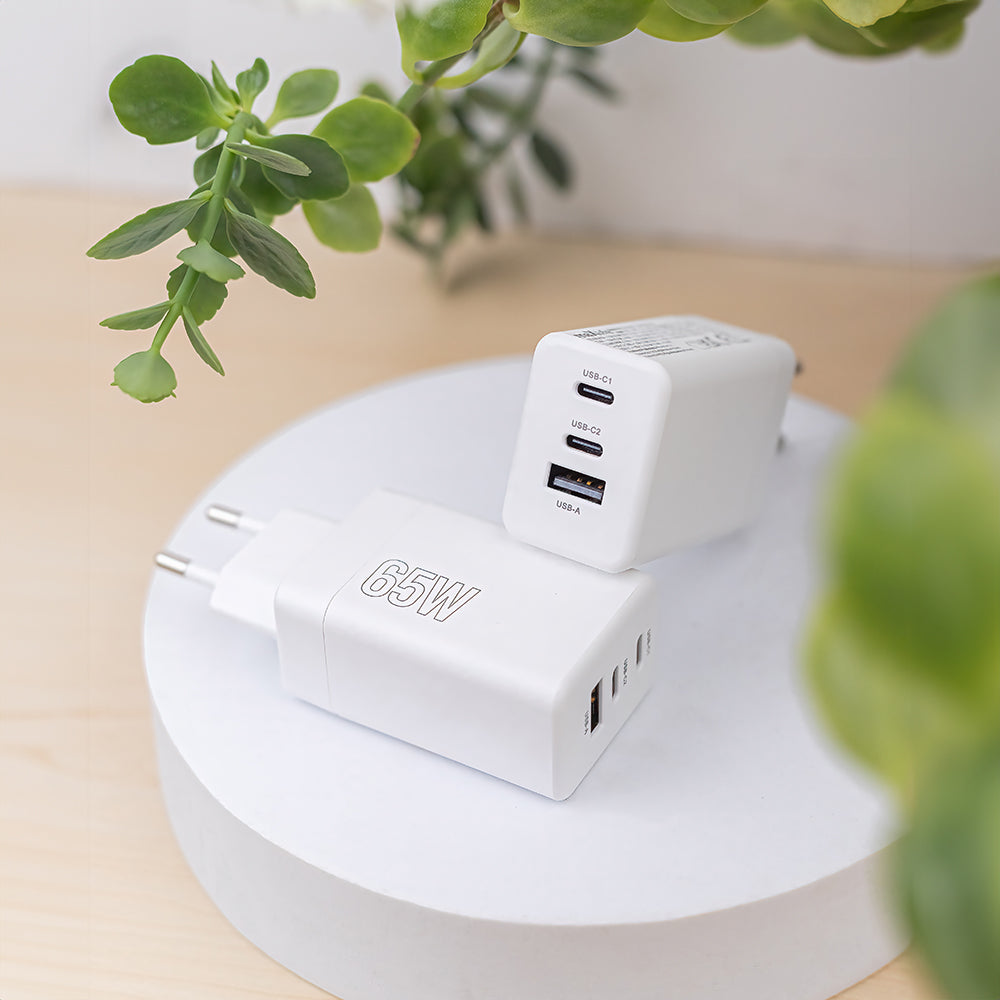 65W PD fastcharger