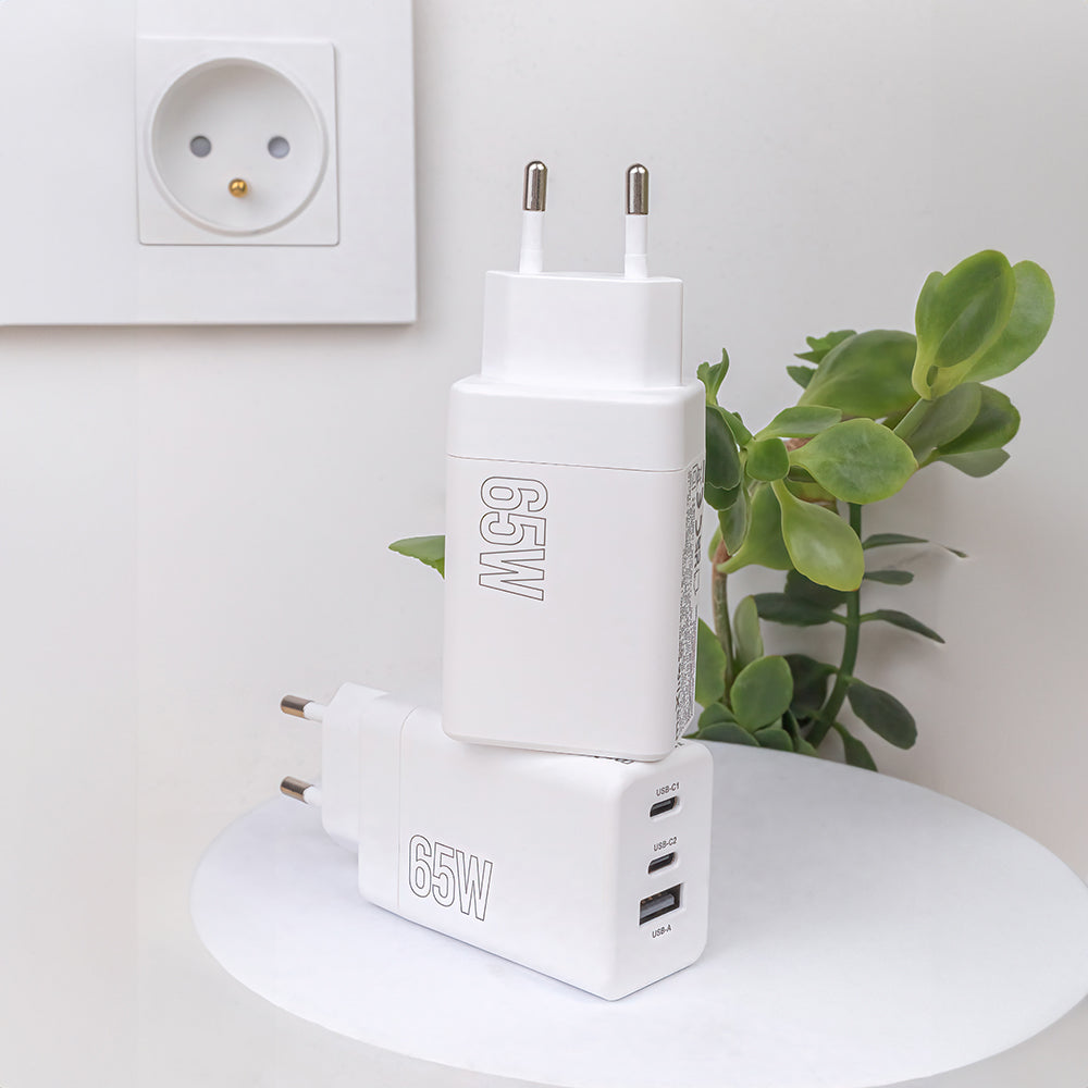 65W PD fastcharger