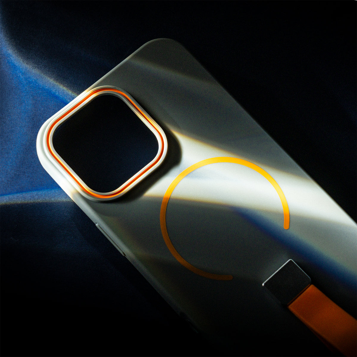 iPhone 15 Pro MagSafe Cover Loop Thin Mag – Grå