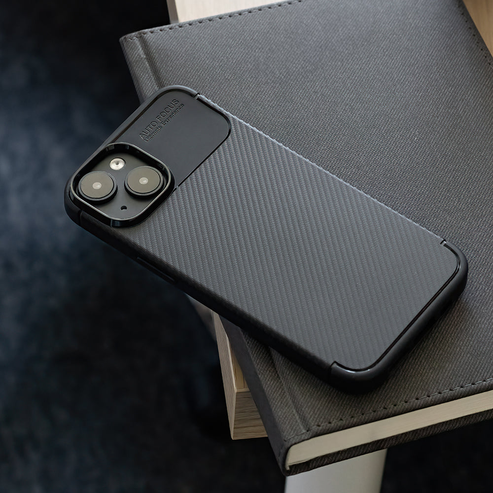 iPh17PM/18PM Carbon Case Black