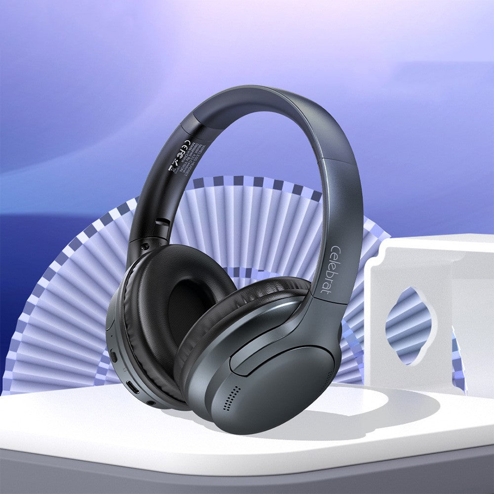 Active noice cancelling headphones