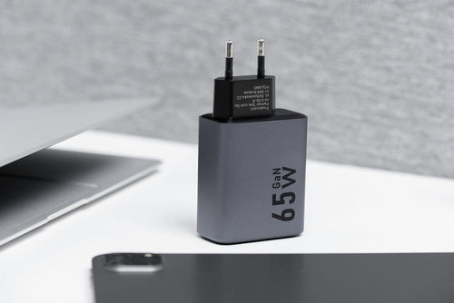 FORCELL GaN III Smil 65W USBC