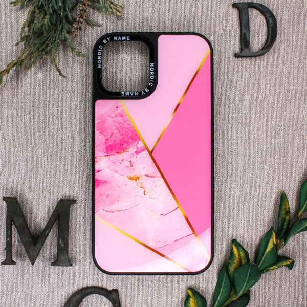 iPhone 12/12 Pro Cover Marmor Logo Om Kamerahul – Pink
