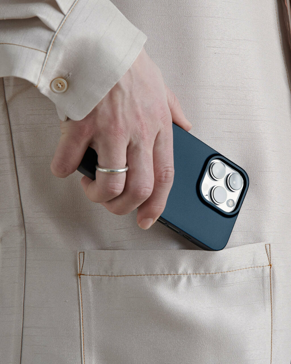 iPhone 11 Pro MagSafe Cover – Midvinter Blue/Blå – Nudient - billede 2