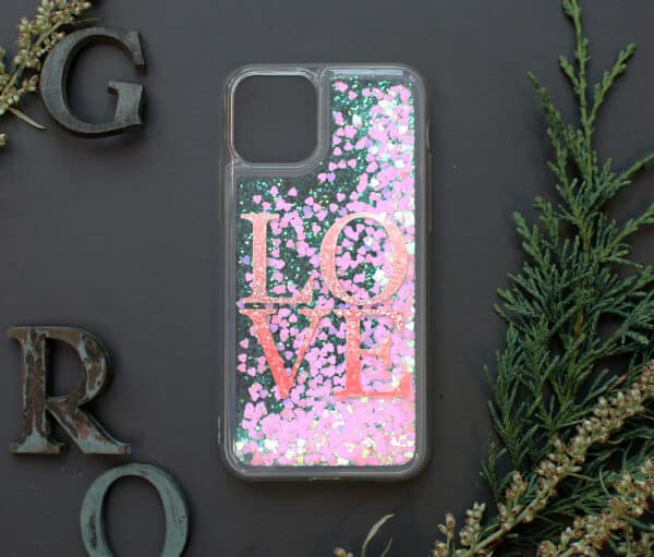 iPhone 11 med flydende glitter, Love